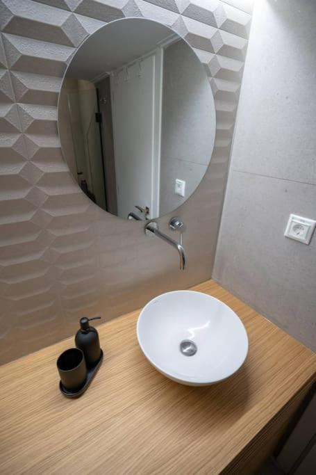 Piraeus Cozy Apartment For 4 Persons Exterior photo